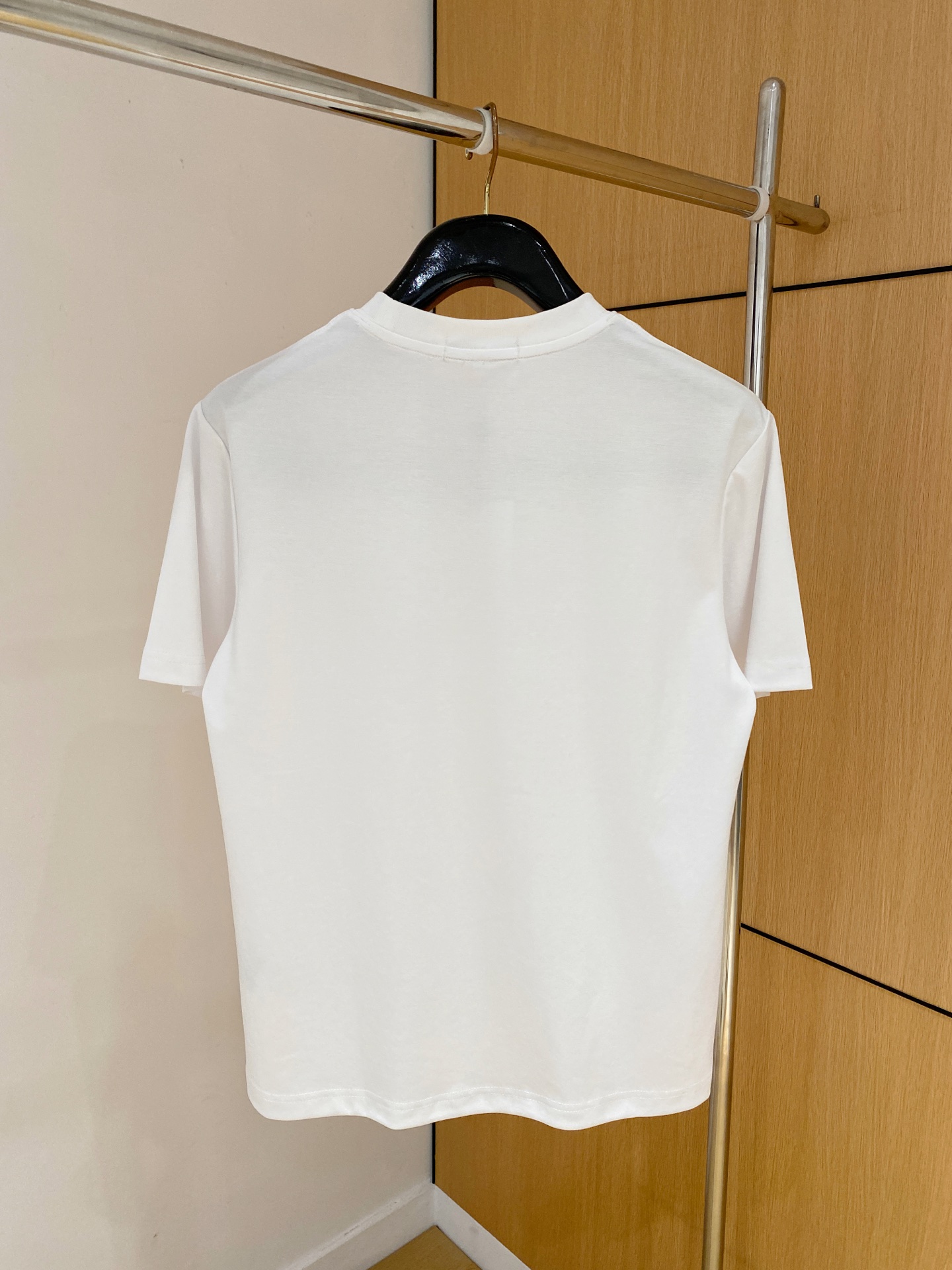 short sleeves